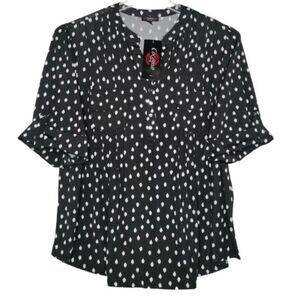 NWT Cocomo Plus Size 3X Black & White Geo Print Pintuck Short Sleeve Top